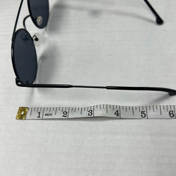 Black Sunglasses NEW - Picture 5 of 6